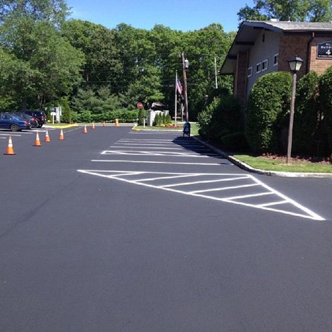 Line Striping & Sealcoating
